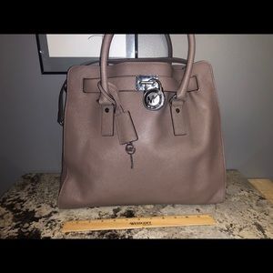 Michael Kors Hamilton Lg Tote